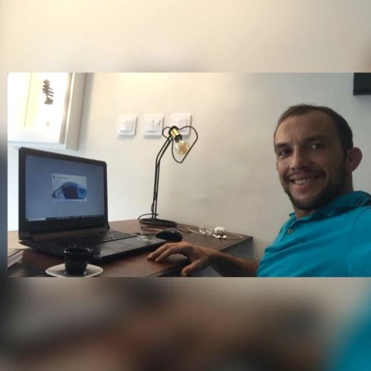 Arquiteto e Urbanista com 12 anos de formação. Mestre em ensino e BIM pela UFRN. Larga experiência projetos residenciais, comerciais e corporativos.